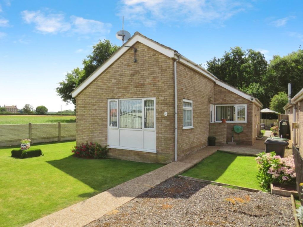 Walnut Close, Foulden