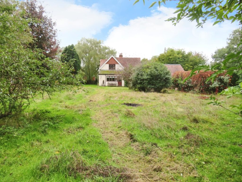 Lynn Road, Weeting