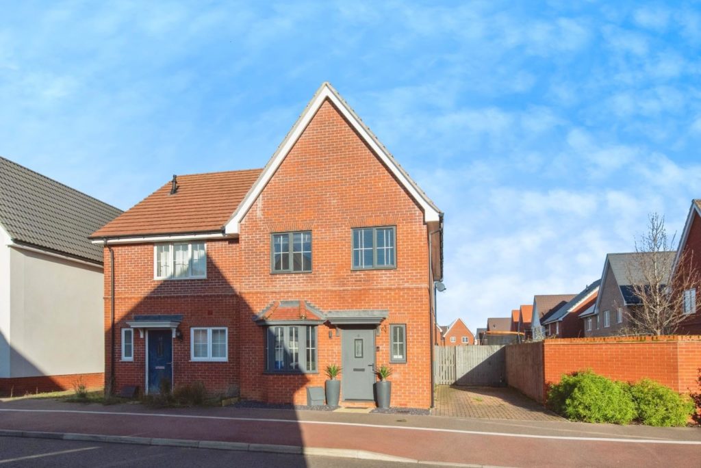 Buckthorn Way, Red Lodge