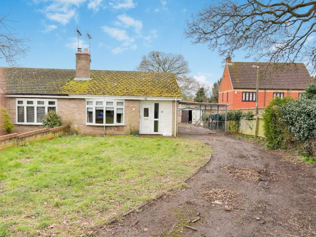 Shadwell Close, Weeting
