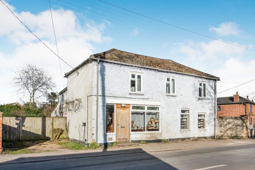 Main Street, Hockwold