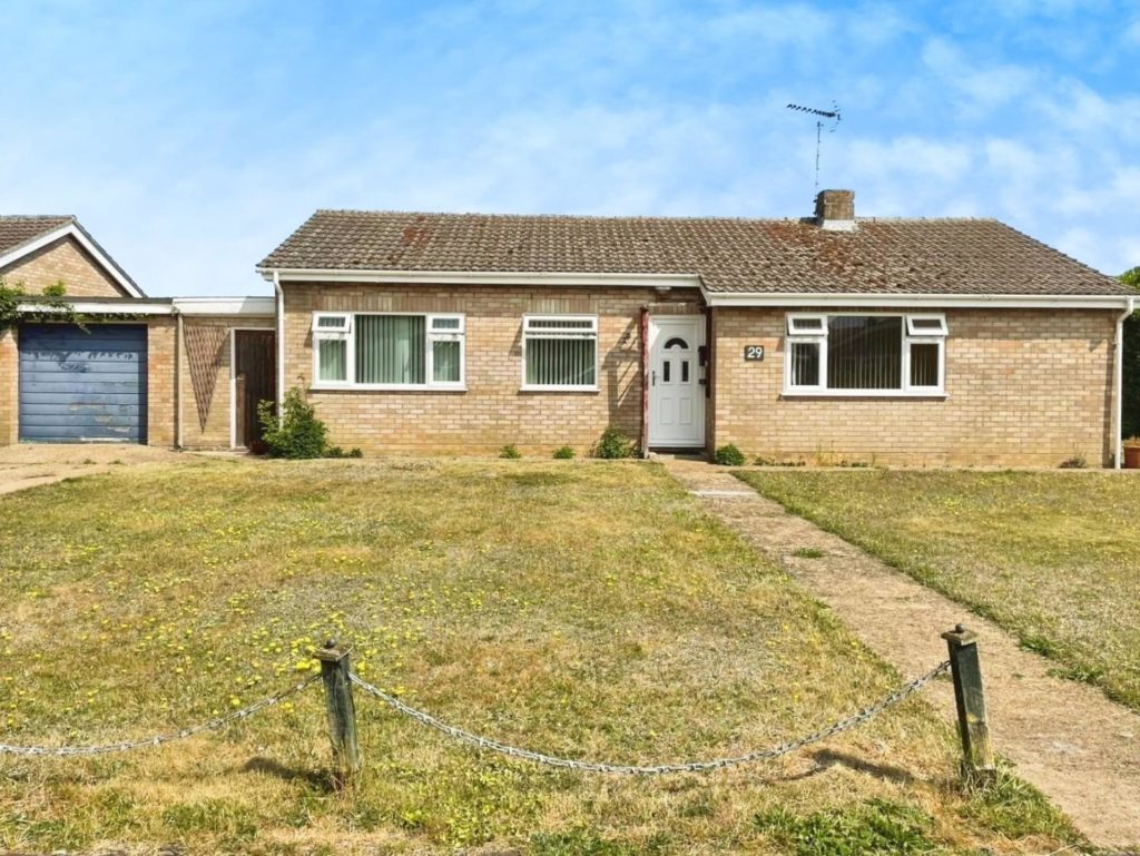 College Road, Hockwold