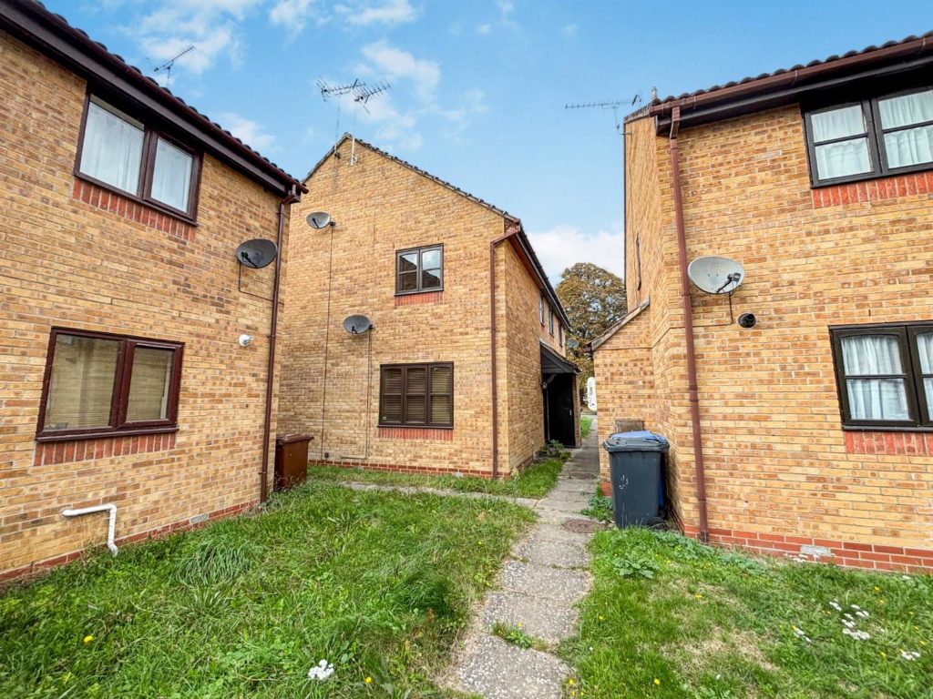 Riverside Way, Brandon