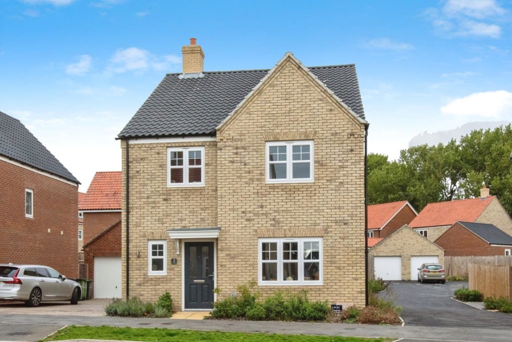 Sovereign Way, Thetford