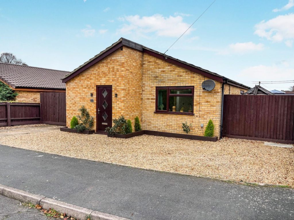 Pinewood Drive, Brandon