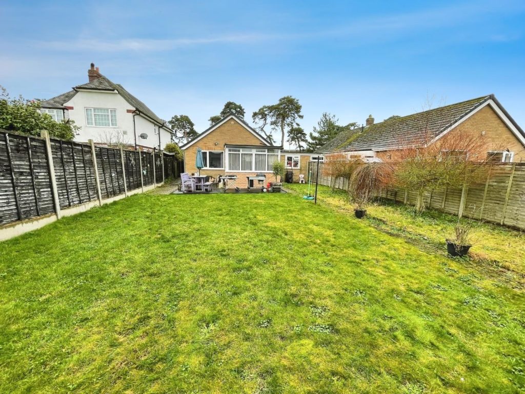 London Road, Brandon