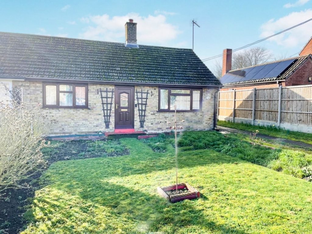 Hythe Road, Methwold