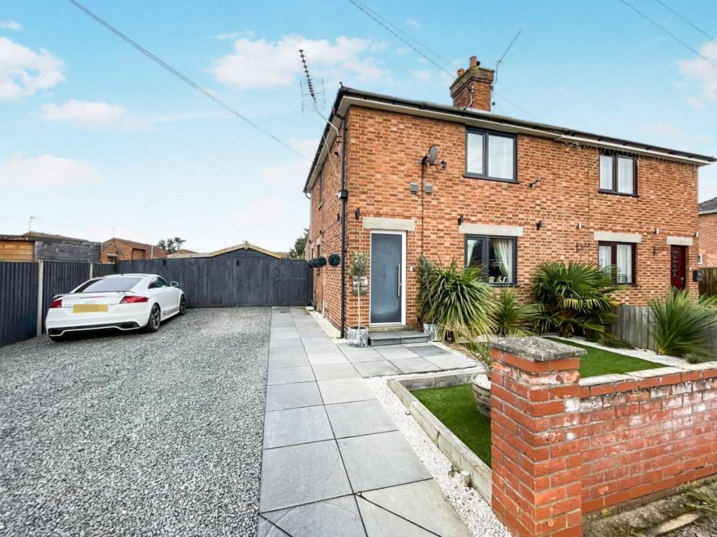 Coronation Place, Brandon