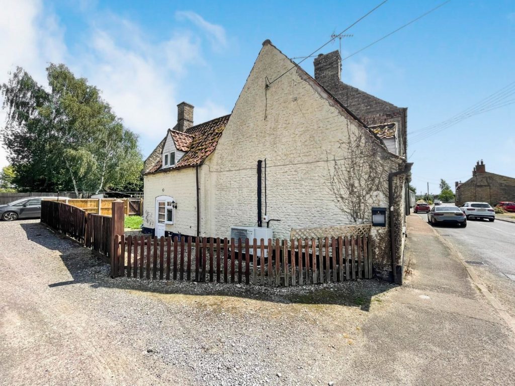 Oak Street, Feltwell